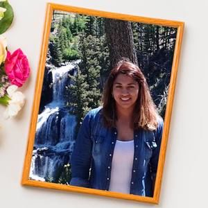 Meet your Posher, Enedina